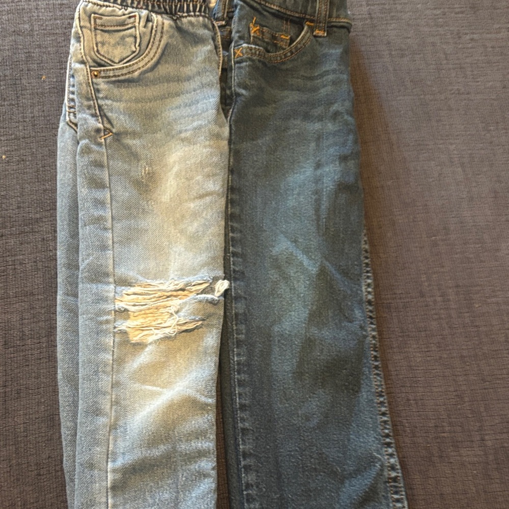 Stylish Men's Jeans in Light and Dark Blue